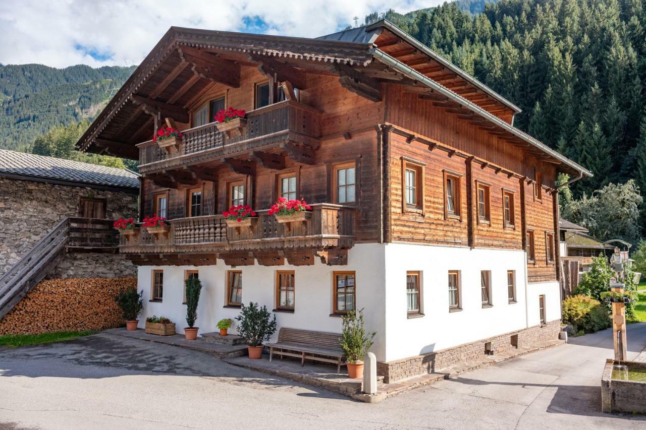 Landhaus Bohrer Mayrhofen Exterior foto